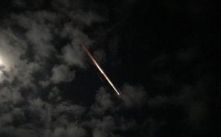 Cahaya Misterius Muncul di Langit Australia, Ternyata - JPNN.com