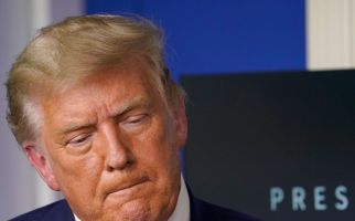 Politik AS Masih Panas, Presiden Trump Dapat Julukan Teroris Domestik - JPNN.com
