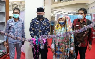 Nevi Zuairina DPR RI Luncurkan Memoar Energi Bundo Kanduang - JPNN.com