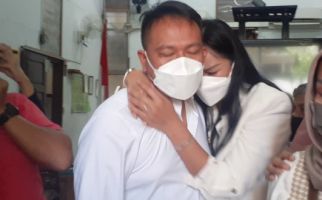 Rumah Tangga Kandas Lagi, Vicky Prasetyo: Gladiator Pantang Buat Trauma - JPNN.com