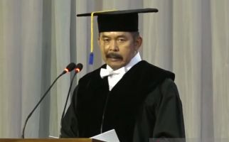 Dikukuhkan Jadi Profesor, Jaksa Agung Pastikan Kasus Nenek Minah Tak Terulang - JPNN.com