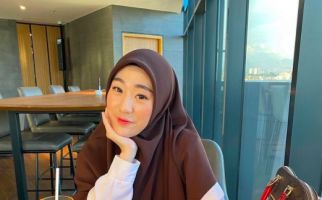 Konon Pindah Agama Setelah Bercerai, Larissa Chou Beri Penjelasan - JPNN.com