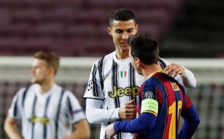 Gary Neville Blak-blakan Soal Perbedaan Cristiano Ronaldo dan Lionel Messi - JPNN.com