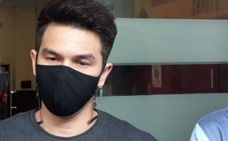 Soal Nafkah Anak Rp 30 juta, Jonathan Frizzy: Sisanya Buat Dia Kali - JPNN.com
