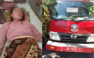 Emak-Emak Naik Vario Hantam Mobil Pemadam Kebakaran, Ngeri! - JPNN.com