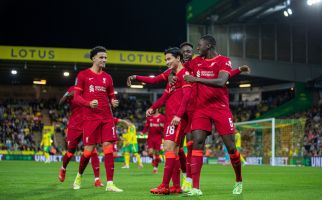 Norwich vs Liverpool: Jurgen Klopp Tercengang Melihat Takumi Minamino - JPNN.com