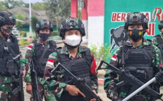Prajurit TNI Menduga Banyak Warga Menyimpan Senjata Api - JPNN.com