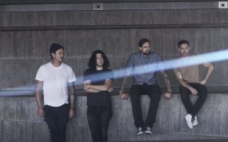 Setelah 7 Tahun, Angels & Airwaves Akhirnya Rilis Album Lifeforms - JPNN.com