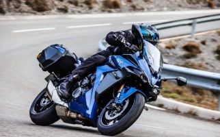 Suzuki GSX-1000GT Hadir untuk Para Pencinta Touring - JPNN.com