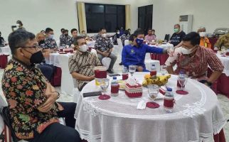 Atlet dan Tim Taekwondo DKI Jakarta Dilepas Menuju PON XX Papua - JPNN.com
