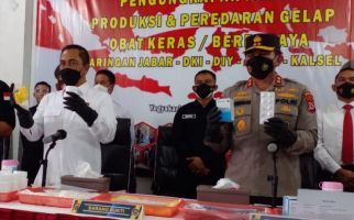 Pabrik Obat Keras Ilegal Terbongkar, Brigjen Krisno: Ini yang Terbesar - JPNN.com