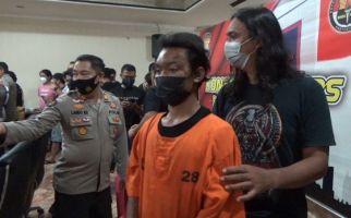 2 Rekan Tersangka Pembakar Mimbar Masjid Raya Makassar Dites Urine, Hasilnya? - JPNN.com