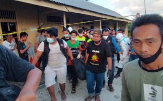 Warga Sungai Miai Geger, Mayat Rudi Setiawan Ditemukan Tergeletak di Depan Pintu - JPNN.com