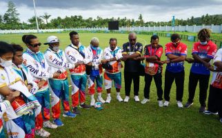 PON Papua: Pelatih Kriket Tuan Rumah Terharu Melihat Aksi Anak Asuhnya - JPNN.com