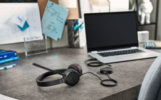 Headset Evolve2 dari Jabra Pangkas Gangguan Konsentrasi saat WFH dan PJJ - JPNN.com