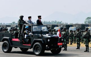 Pasukan Komcad Resmi Dibentuk, Jokowi Minta Siaga Tunggu Panggilan - JPNN.com