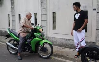 Gegara Menegur Seorang Kakek di Jalan, Baim Wong Jadi Sorotan - JPNN.com