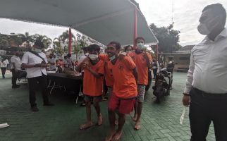 Lihat Gaya Para Bandit Ini di Polrestabes Surabaya, Anggota Polisi Sampai Bingung - JPNN.com