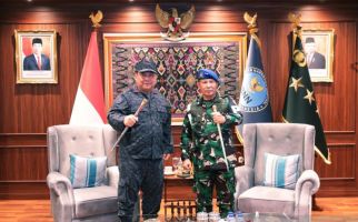 Danpuspom TNI Bertemu Komjen Petrus Golose di Gedung BNN, Ada Pembicaraan Serius - JPNN.com