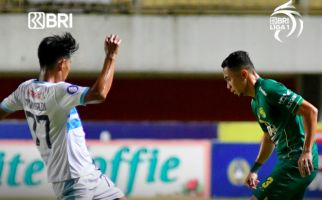 Skor Akhir Persebaya Vs Persela 1-1, Ada Kontroversi Bola Lewati Garis Gawang - JPNN.com