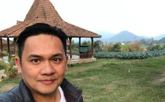 Setelah Giring Ganesha, Farhat Abbas Juga Umumkan Jadi Calon Presiden Indonesia - JPNN.com