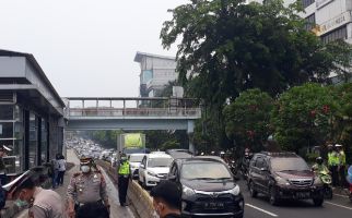 Jalan MT Haryono Macet Total, Ini Sebabnya - JPNN.com