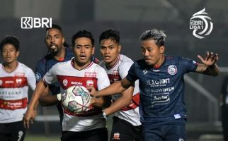 Bungkam Madura United 2-1, Arema FC Gusur PSM dan PSIS - JPNN.com