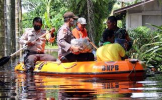 Inhu, Pekanbaru, dan Dumai Dilanda Banjir - JPNN.com