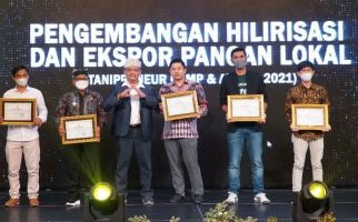 Sukses Digitalisasi Pasar UMKM, Ralali.com Raih Penghargaan di Tanipreneur Award 2021 - JPNN.com