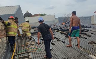 Kebakaran Rumah di Kramat Jati, Ternyata Ini Penyebabnya - JPNN.com