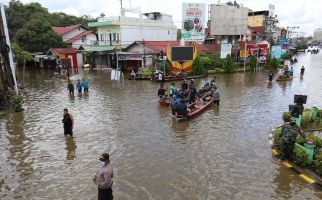 Begini Kondisi Banjir di Sintang, Letjen Ganip Sudah ke Lapangan - JPNN.com