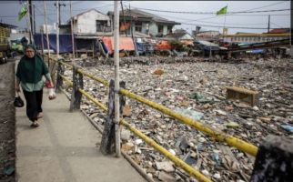 Kali Dadap Tangerang Penuh Sampah, Warga: Sudah Parah Ini - JPNN.com