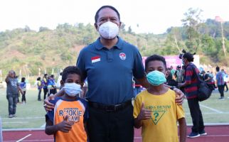 Peparnas Papua Berjalan Lancar, Menpora Amali dapat Apresiasi dari Lukas Enembe - JPNN.com
