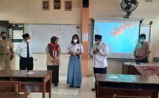 Wagub Jabar Mendatangi SMAN 3 Depok, Ternyata Ini yang Dilakukan - JPNN.com