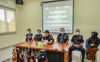 Penyelundupan Miras Ilegal Berhasil Digagalkan Berkat Info dari Singapore Customs - JPNN.com