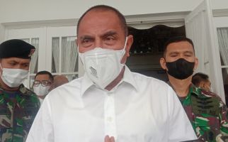 Unggah Video Jalan Lintas Provinsi Rusak Parah, Edy Rahmayadi Bilang Begini - JPNN.com