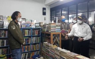 Salah Satu Hobi Pak Muhadjir Effendy Terungkap di Pasar Kenari - JPNN.com