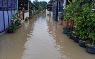 Sungai Asahan Meluap, Ribuan Rumah Warga di Labura Terendam Banjir - JPNN.com