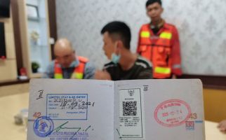 2 WNA asal China di Lokasi Tambang Batu Bara Tanah Bumbu Mengantongi Visa Tenga Ahli - JPNN.com