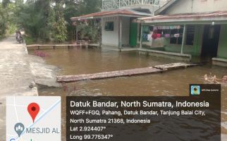 Hari Kelima, Banjir di Tanjung Balai Belum Juga Surut - JPNN.com