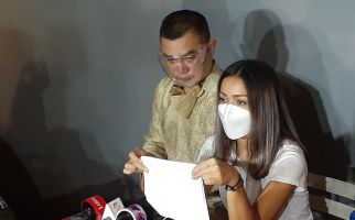 Penjelasan Nirina Soal Tudingan Menikmati Hasil Jual Aset Ibunda - JPNN.com