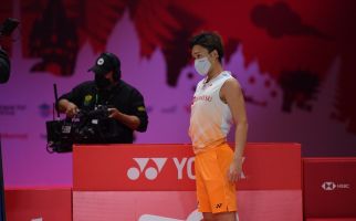 Mundur dari BWF World Tour Finals 2021, Kento Momota Sampaikan Keluh Kesah - JPNN.com