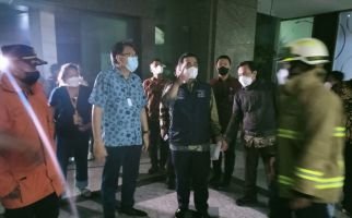 Korban Kebakaran Gedung Cyber Tewas Karena Asap, Wagub DKI Bilang Begini - JPNN.com