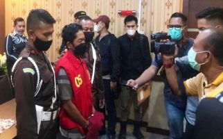 Hampir Setahun Kabur, Tersangka Korupsi APBDes Ditangkap saat Tidur - JPNN.com