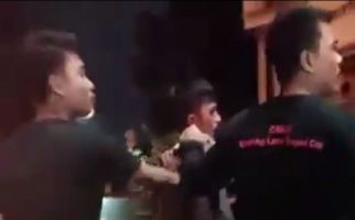 Video Viral, Anggota Polri Dikeroyok Orang Tak Dikenal di Pondok Indah - JPNN.com