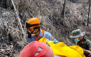 Mapala UMY Kirim 5 Anggotanya ke Daerah Terdampak Erupsi Gunung Semeru - JPNN.com