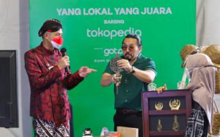 Ganjar Pranowo Dorong UMKM Jateng Kebut Digital Marketing - JPNN.com