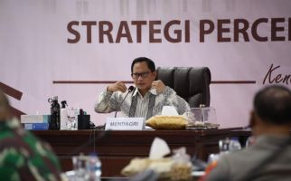 Tito, Firli dan Azwar Berdiskusi Soal Kepala Daerah Terjaring OTT KPK - JPNN.com