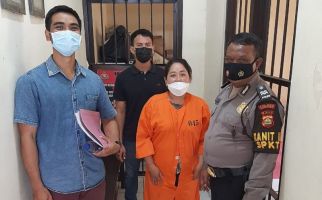 Gusti Ayu Suratni Tersangka Penggelapan Uang Miliaran, Lihat Penampilannya di Kantor Polisi - JPNN.com