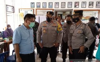 Pak Guru Wayan Dikeroyok Wali Murid, Polisi Bergerak - JPNN.com